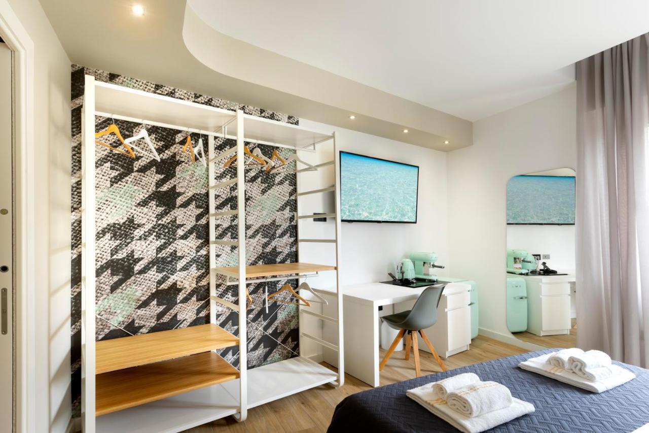 Eleonore Elegant Room Suite Cagliari Buitenkant foto